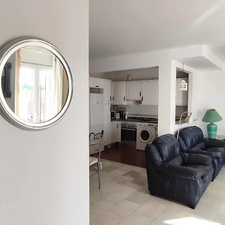 Spaciously Cosy 5b Close To *