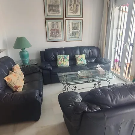 Apartment Spaciously Cosy 5b Close To Nerja